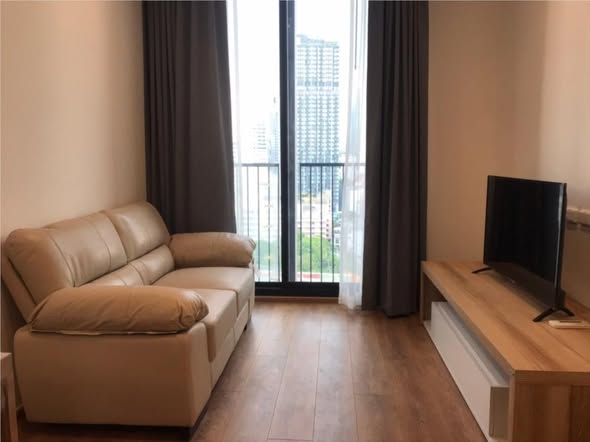 living room and bedroom of Noble BE33