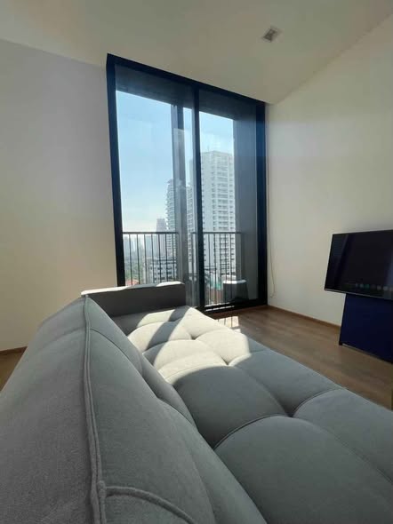 living room and room interior of Noble BE33