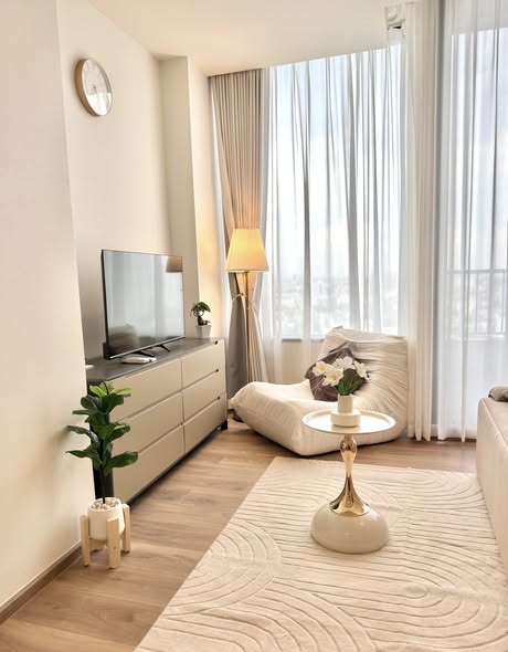 bedroom and living room of Noble Form Thonglor โนเบิล ฟอร์ม ทองหล่อ
