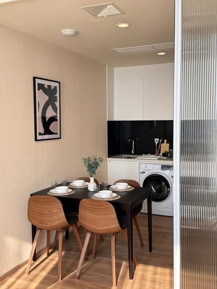 room interior and bathroom of Noble Form Thonglor โนเบิล ฟอร์ม ทองหล่อ