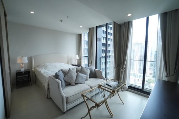 bedroom and living room of Noble Ploenchit