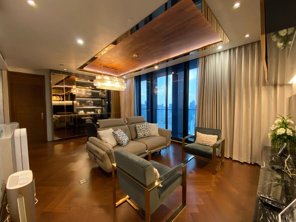 bedroom and living room of Noble Ploenchit
