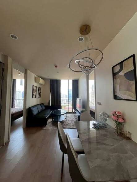 living room of Noble Recole