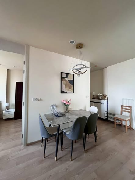 living room and room interior of Noble Recole