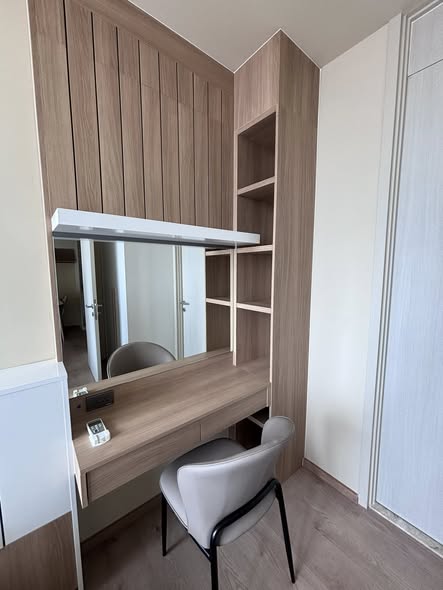 room interior and bathroom of Noble Recole