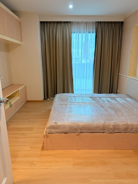 bedroom of Noble Reflex