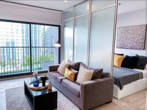 bedroom and living room and room interior of Noble Remix