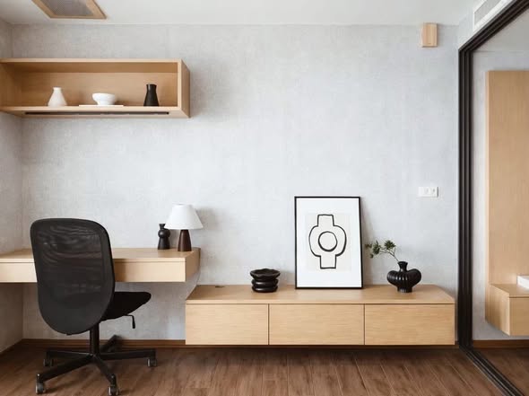 room interior of Noble Remix