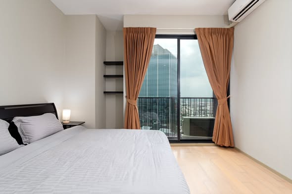 bedroom of Noble Reveal