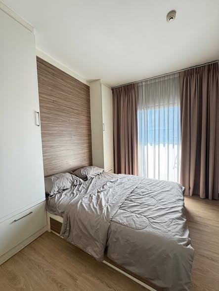 bedroom of Noble Reveal