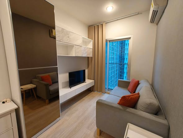 bedroom of Noble Revolve Ratchada 1