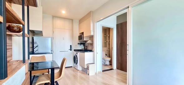 room interior of Noble Revolve Ratchada 2