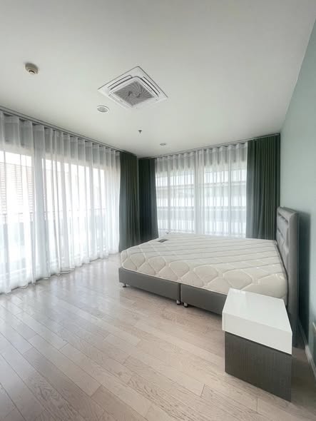 bedroom of Noble Solo