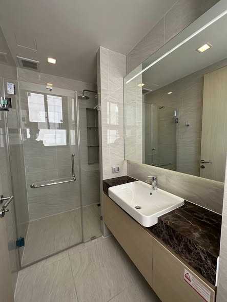 bathroom of Noble State Sukhumvit 39