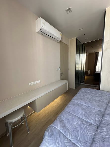 bedroom of Noble State Sukhumvit 39
