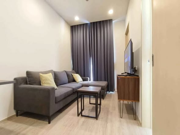 bedroom and living room of Noble State Sukhumvit 39