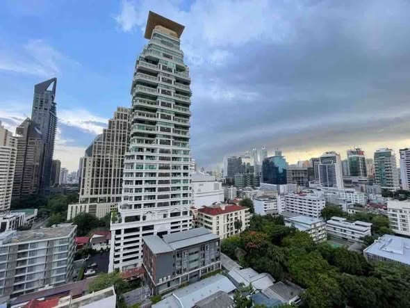 Noble State Sukhumvit 39