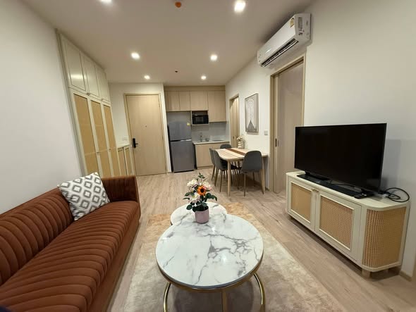 living room of Noble State Sukhumvit 39