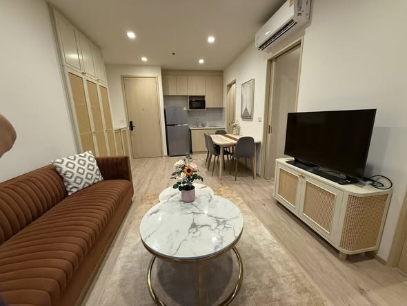 living room of Noble State Sukhumvit 39