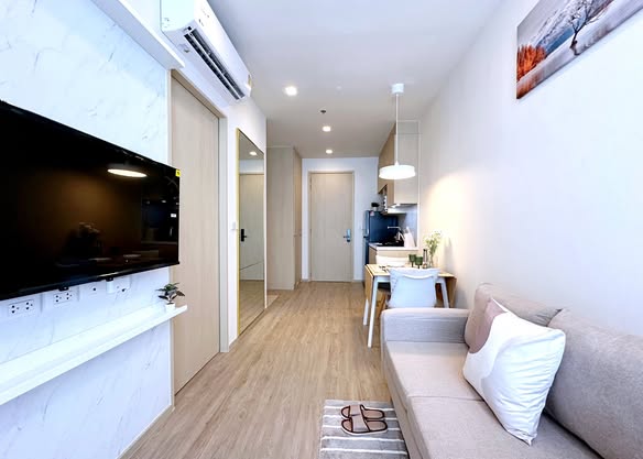 living room of Noble State Sukhumvit 39