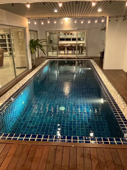 pool of Noble Tara Phatthanakan