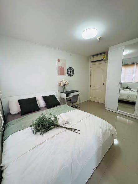 bedroom of Notting Hill Bearing น็อตติ้ง ฮิลล์ แบริ่ง