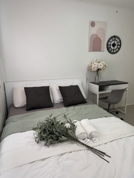 bedroom of Notting Hill Bearing น็อตติ้ง ฮิลล์ แบริ่ง