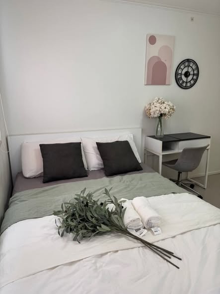 bedroom of Notting Hill Bearing น็อตติ้ง ฮิลล์ แบริ่ง
