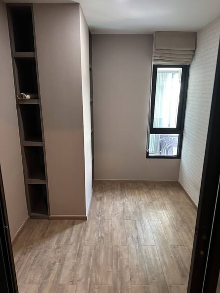 room interior of Notting Hill Phahol – Kaset