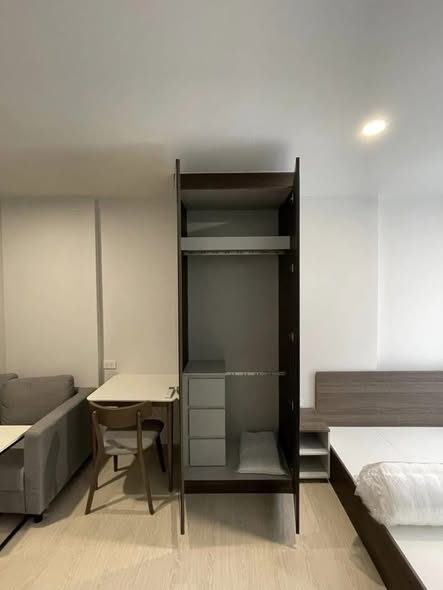bedroom of Nue Cross Khu Khot Station (นิว ครอส คูคต สเตชัน)