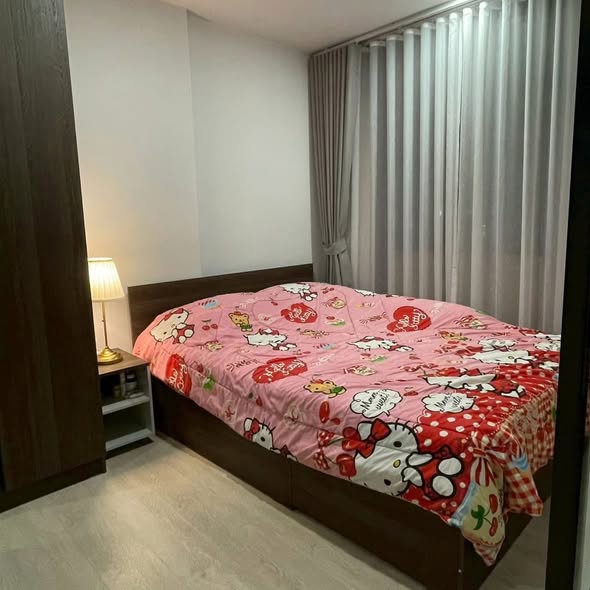 bedroom and room interior of Nue Cross Khu Khot Station (นิว ครอส คูคต สเตชัน)