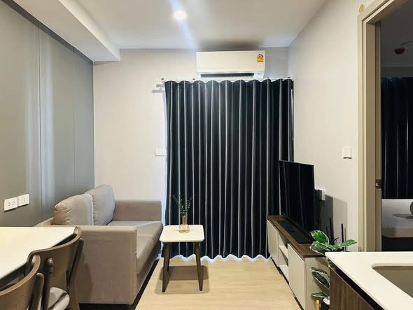 living room and bedroom and room interior of Nue Cross Khu Khot Station (นิว ครอส คูคต สเตชัน)