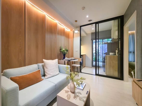 living room and room interior of Nue Cross Khu Khot Station (นิว ครอส คูคต สเตชัน)