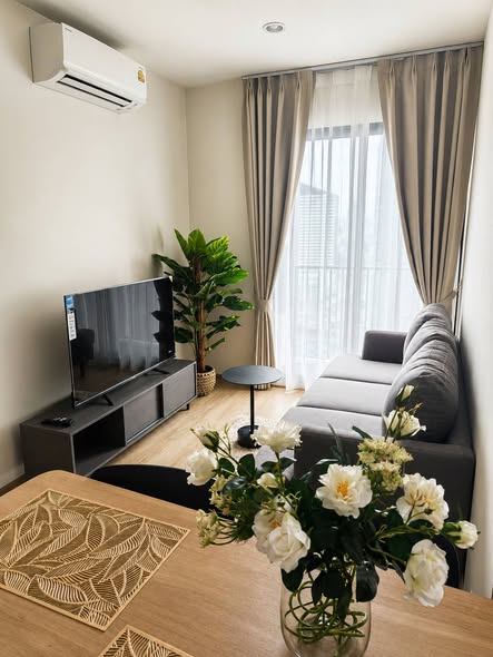 bedroom and living room of Nue District R9