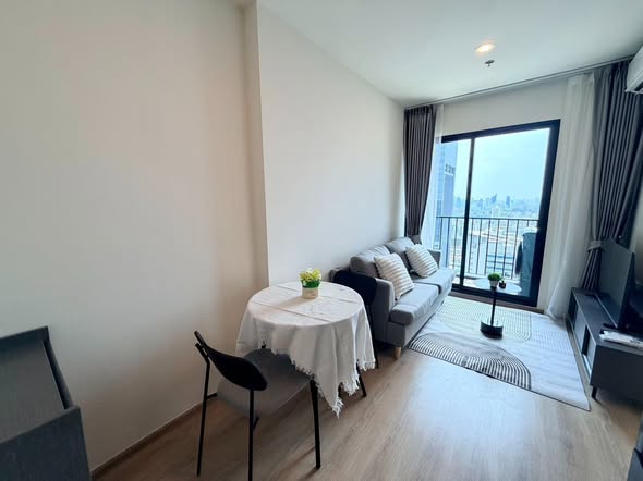 bedroom and living room of Nue District R9