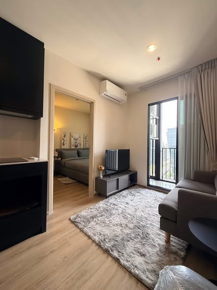 bedroom and living room of Nue District R9