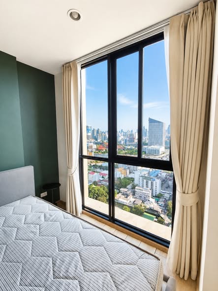 bedroom and room interior of Nue District R9