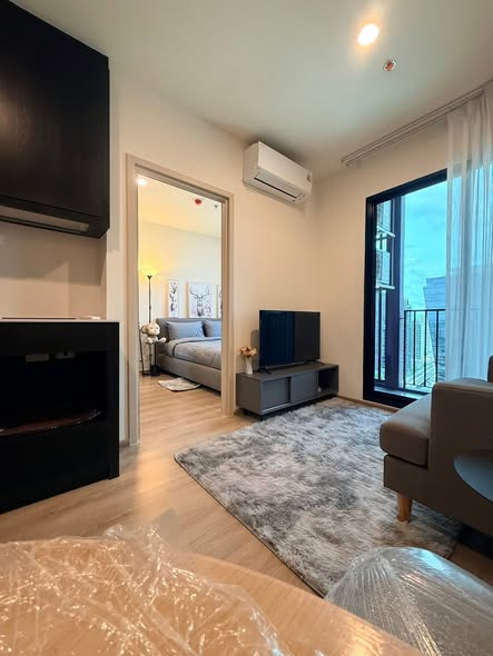 living room and kitchen of Nue District R9