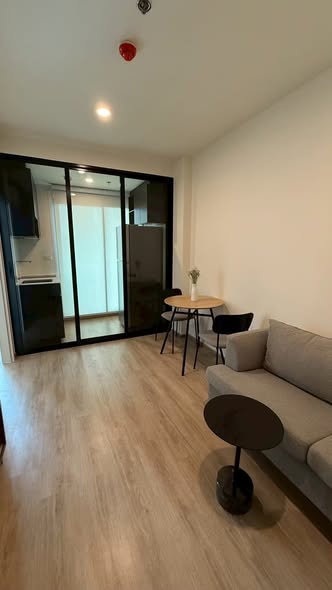 living room and room interior of Nue District R9