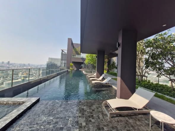 pool of Nue District R9