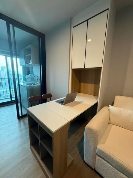 room interior of Nue Evo Ari