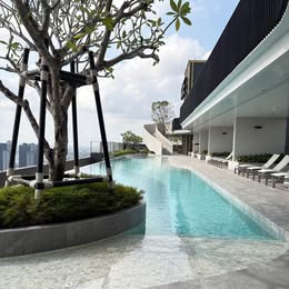 pool of Nue Mega Plus Bangna