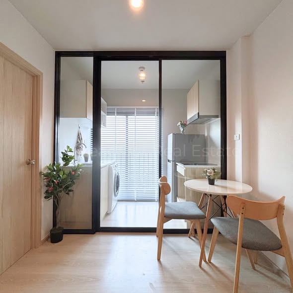 room interior of NUE Noble Ngamwongwan (นิว โนเบิล งามวงศ์วาน)