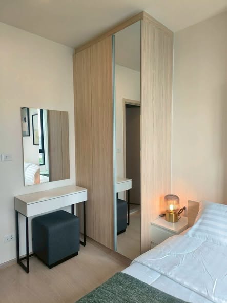 bedroom and room interior of NUE Noble Ratchada Lat Phrao (นิว โนเบิล รัชดา ลาดพร้าว)