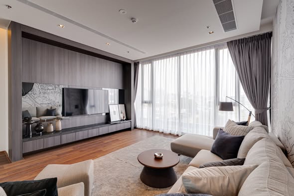 living room of NUE Noble Ratchada Lat Phrao (นิว โนเบิล รัชดา ลาดพร้าว)