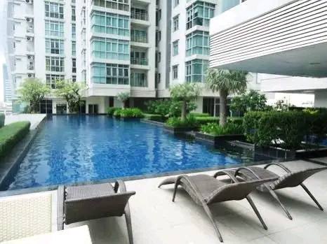 pool of Nusasiri Grand Condo