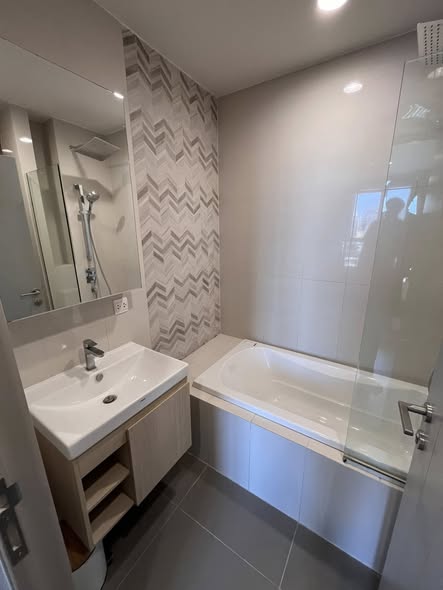 bathroom of Oka Haus