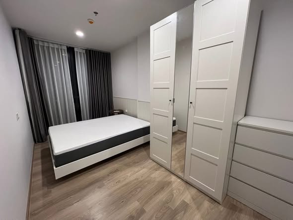 bedroom and room interior of Oka Haus