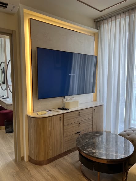 bedroom and room interior of Oka Haus