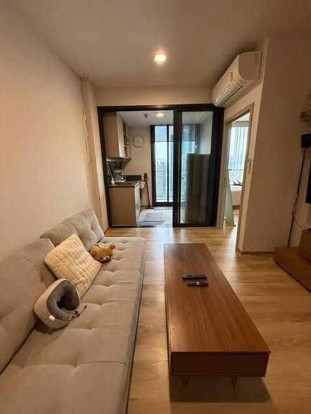 living room and bedroom of Oka Haus